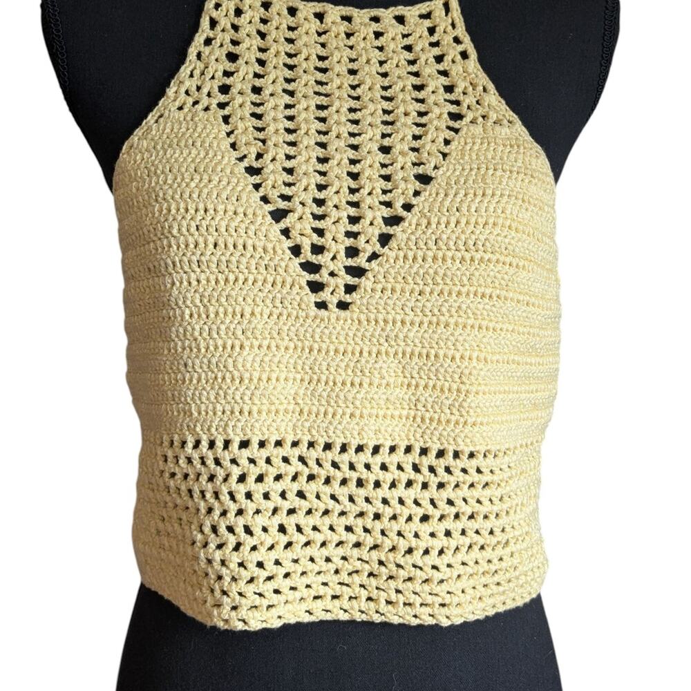 Charlotte Russe Knit Crochet‎ Crop Top Large